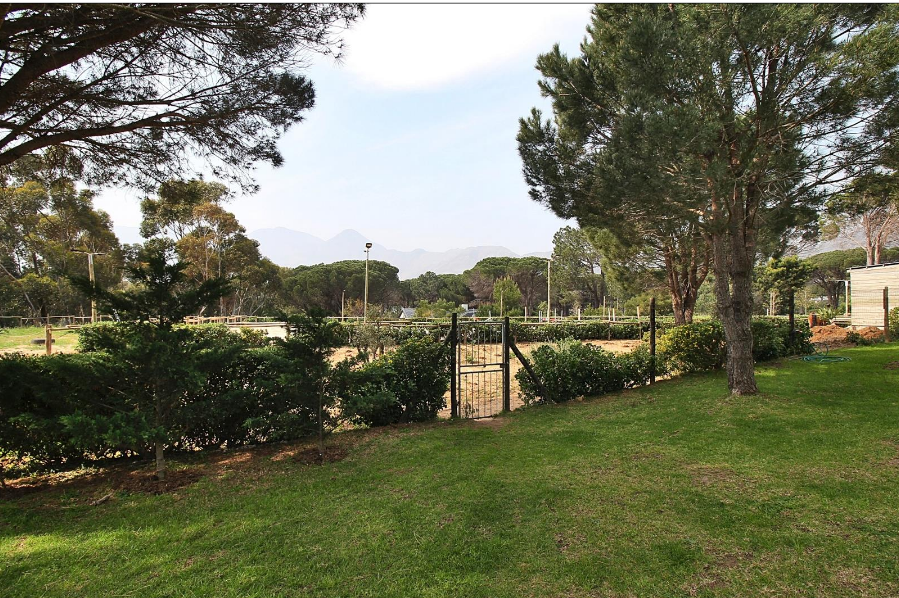 5 Bedroom Property for Sale in High Riding Country Estate Western Cape